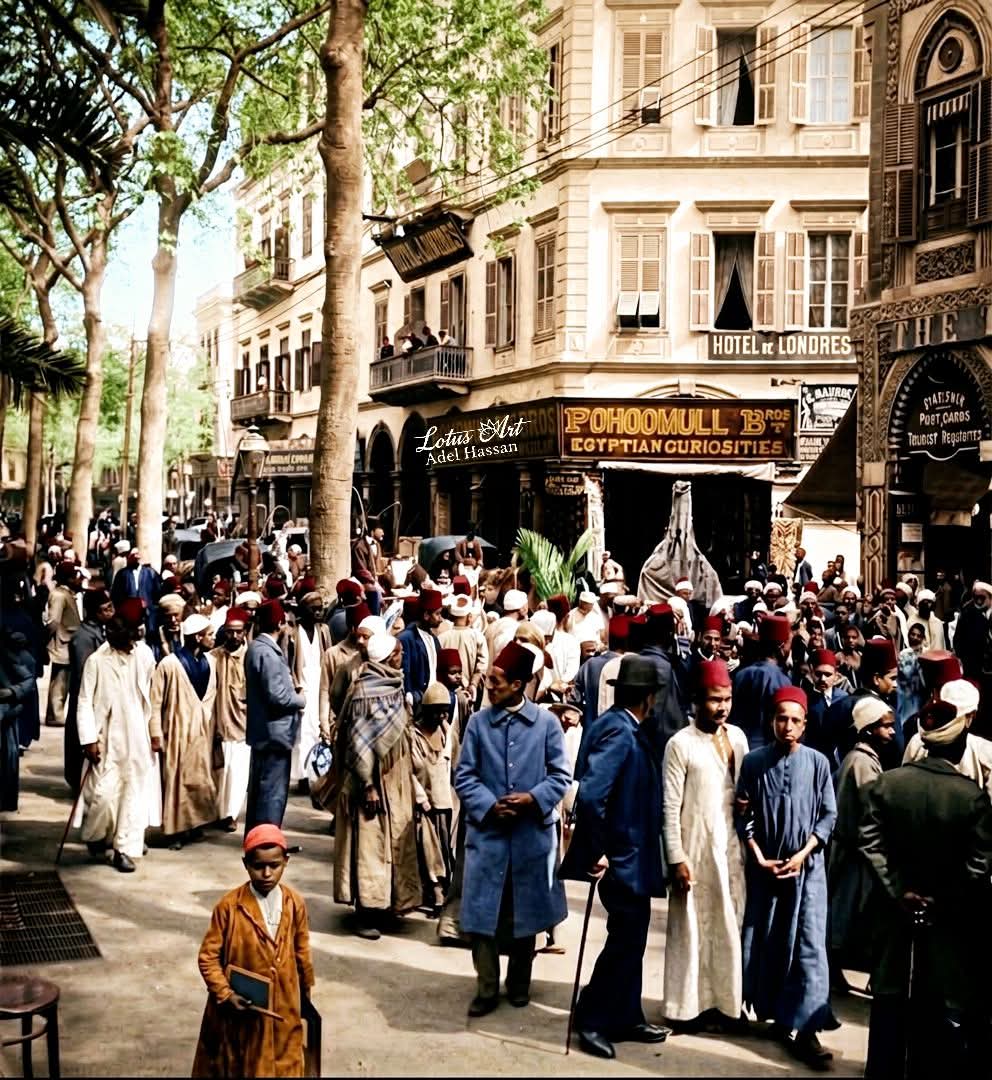 Cairo street scene, colourised, c.1915